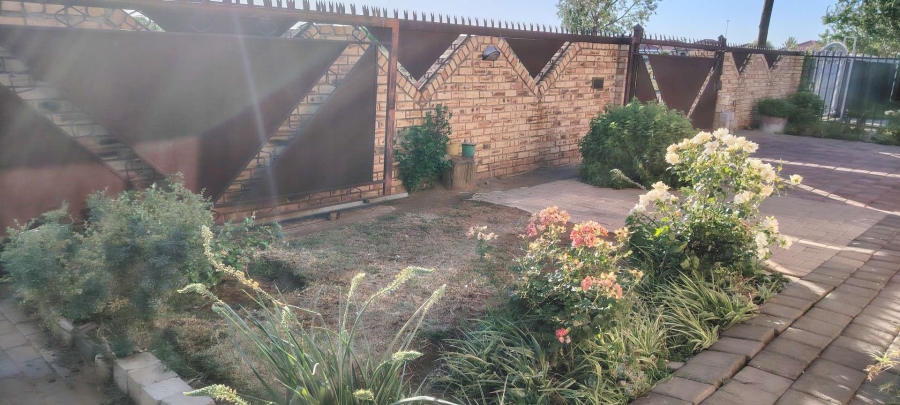 3 Bedroom Property for Sale in Grasslands Free State